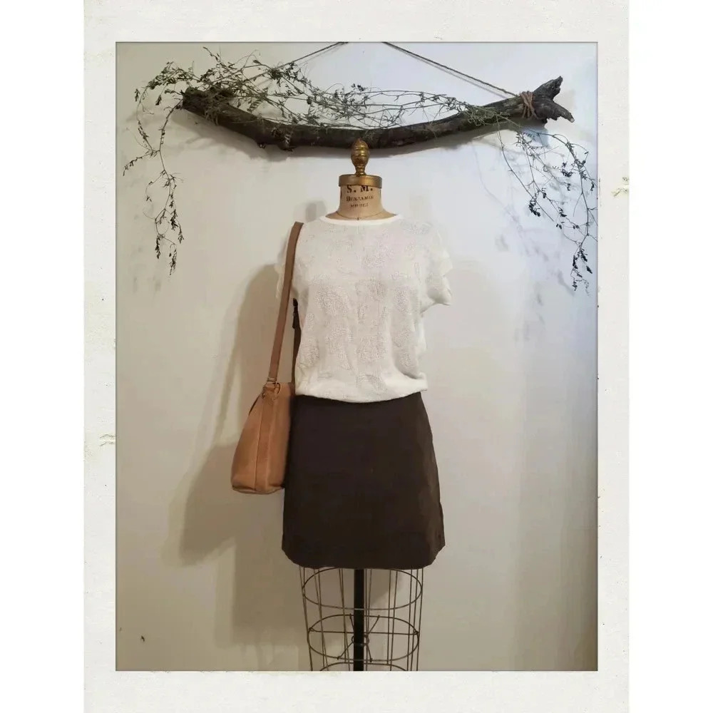 Vintage Ivory Floral Design Knit Batwing Blouse
